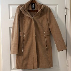 Beautiful new without tags coat